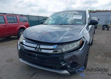 2018 Mitsubishi Outlander Es z USA, uszkodzony, nr VIN JA4AZ3A36JZ042040